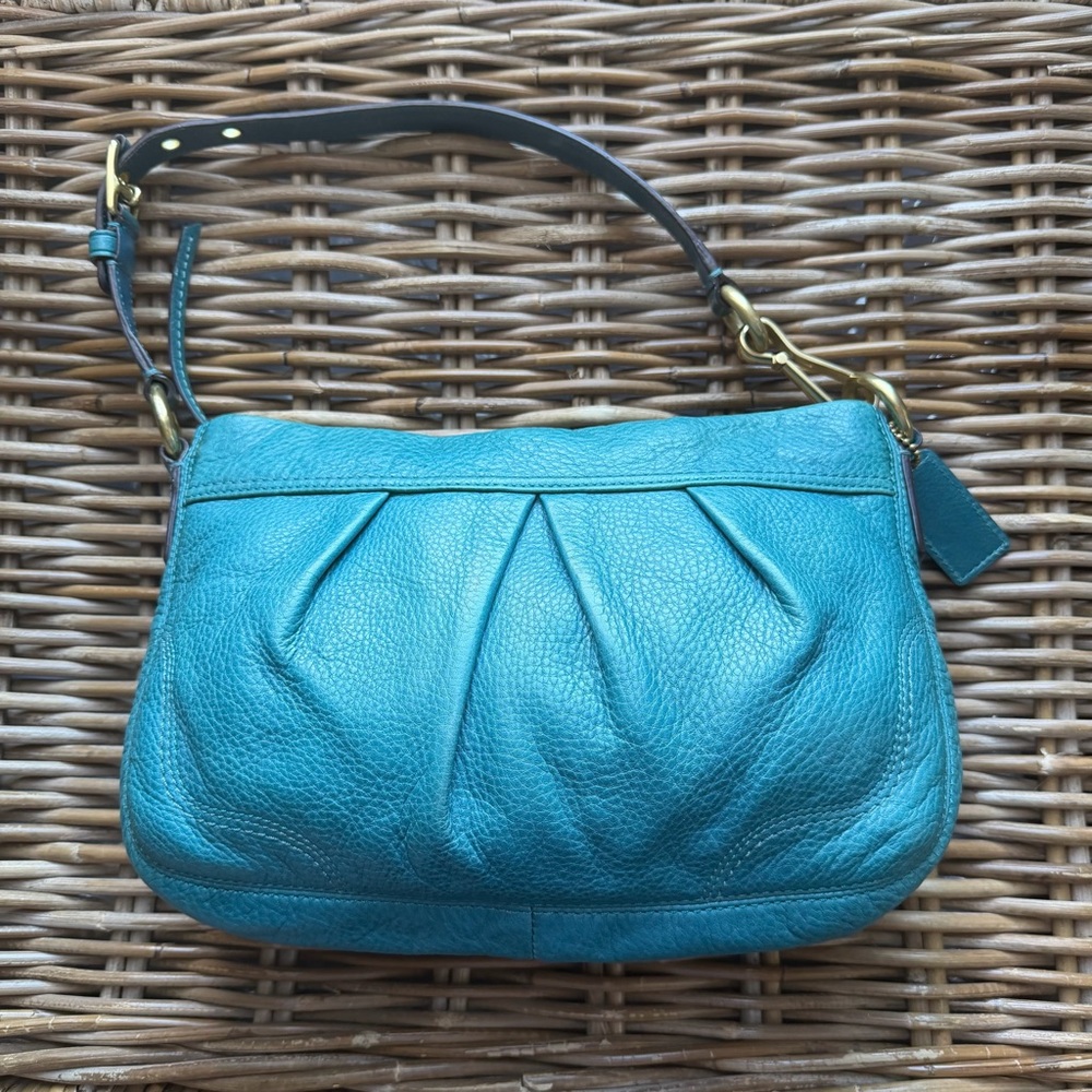 Coach 12917 Hamptons Teal Pebbled Leather Hobo Shoulder Bag Purse